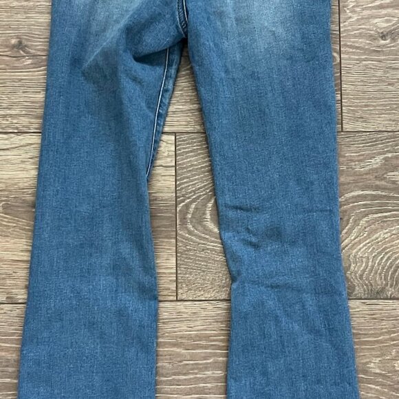 Simple Society Medium Wash High Rise Classic 5 Pocket Flare Jeans Size 00/23 - Picture 7 of 10